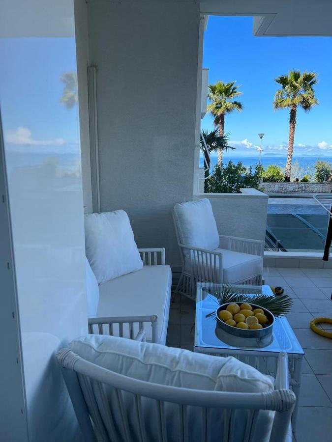 White Sidesea View Apartment Sarandë Exteriör bild