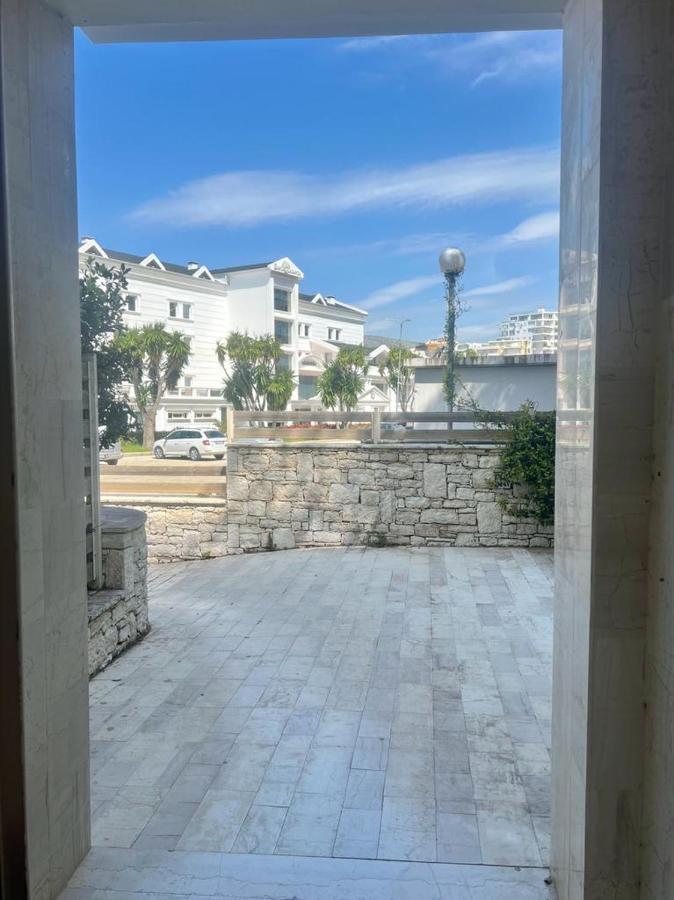 White Sidesea View Apartment Sarandë Exteriör bild