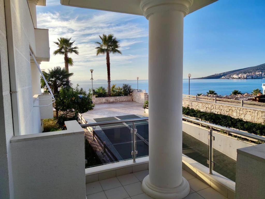 White Sidesea View Apartment Sarandë Exteriör bild