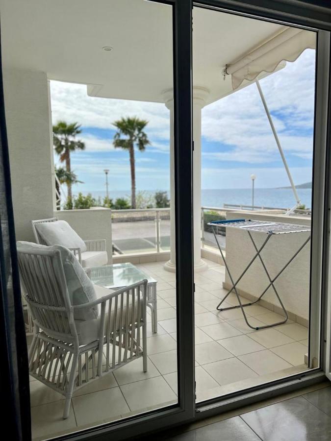 White Sidesea View Apartment Sarandë Exteriör bild